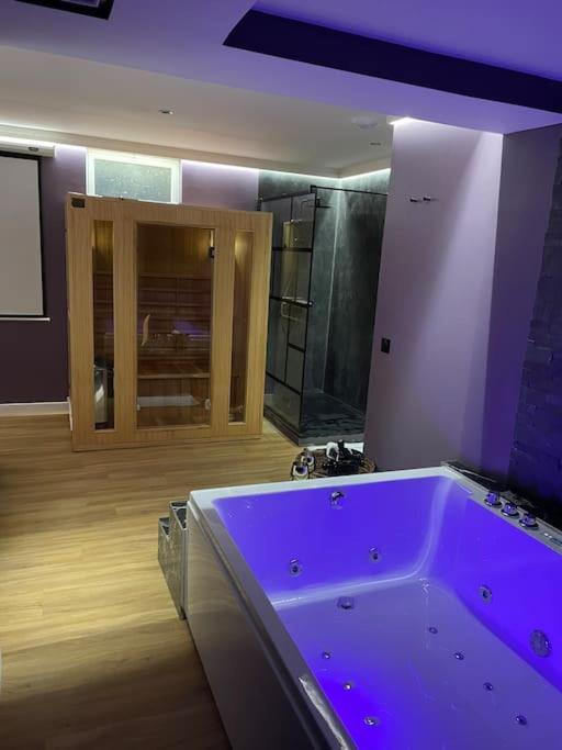 Bonnieres-sur-Seine Le Cocon Des Granges - Suite Sauna Jaccuzi Spa מראה חיצוני תמונה